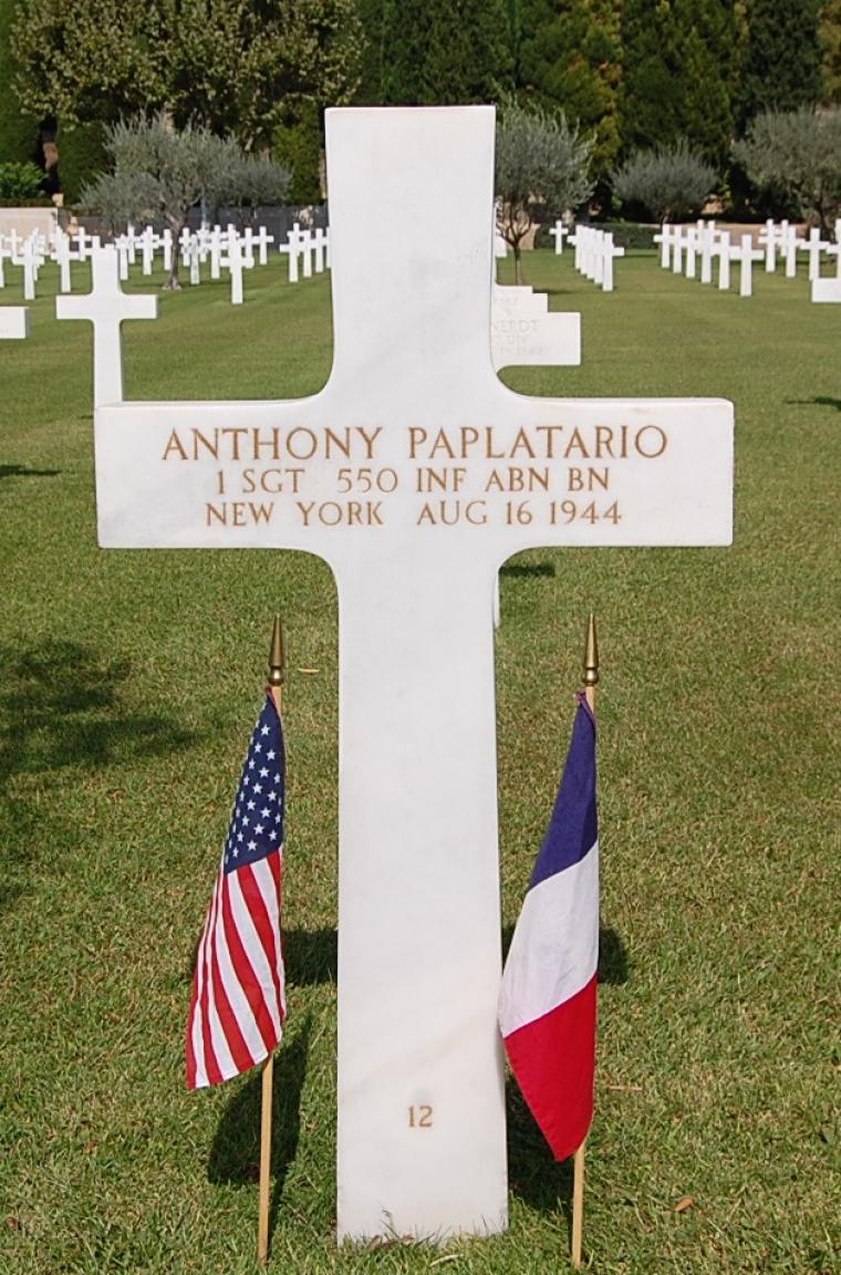 Paplatario, Anthony