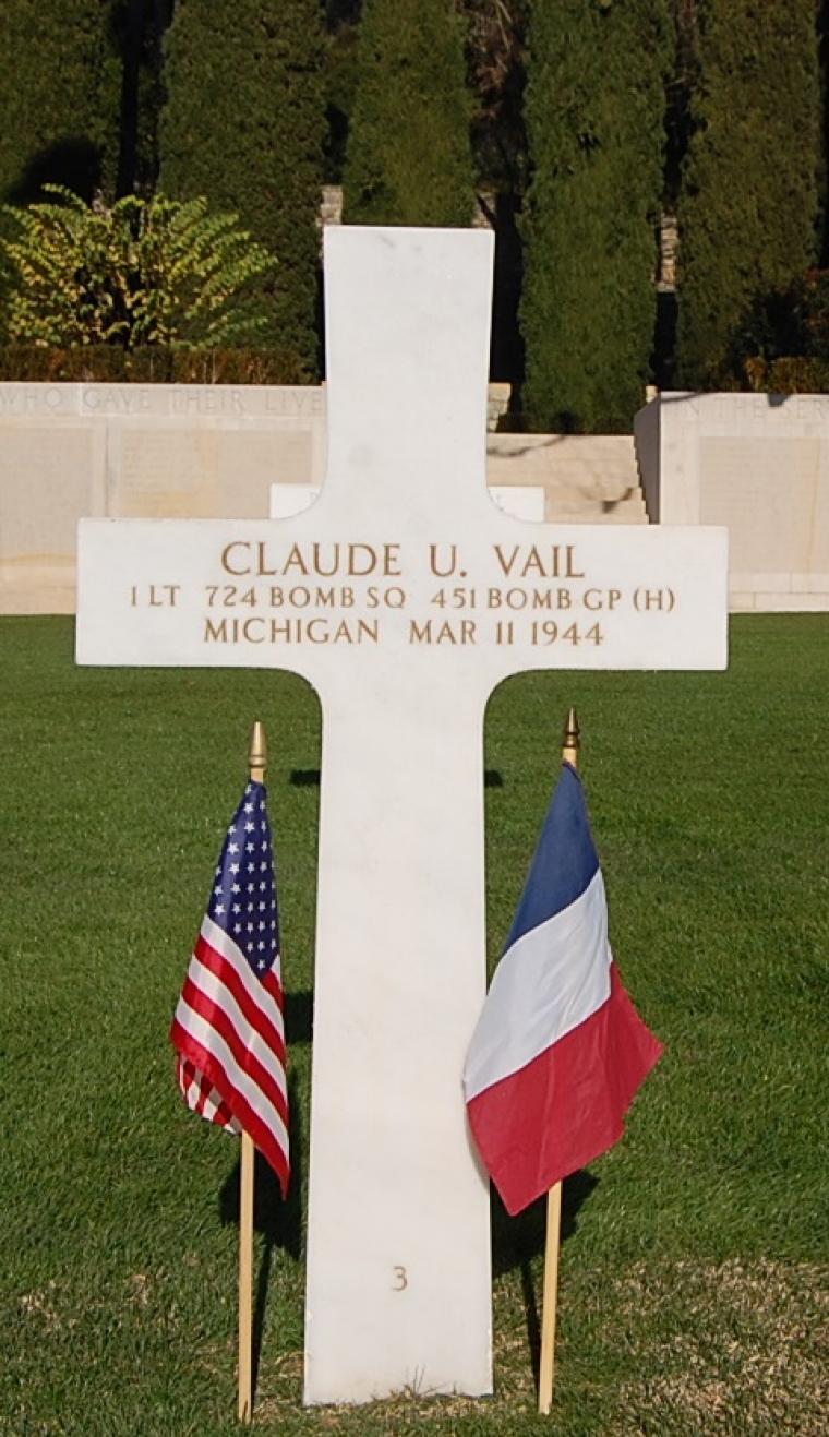 Vail, Claude U.