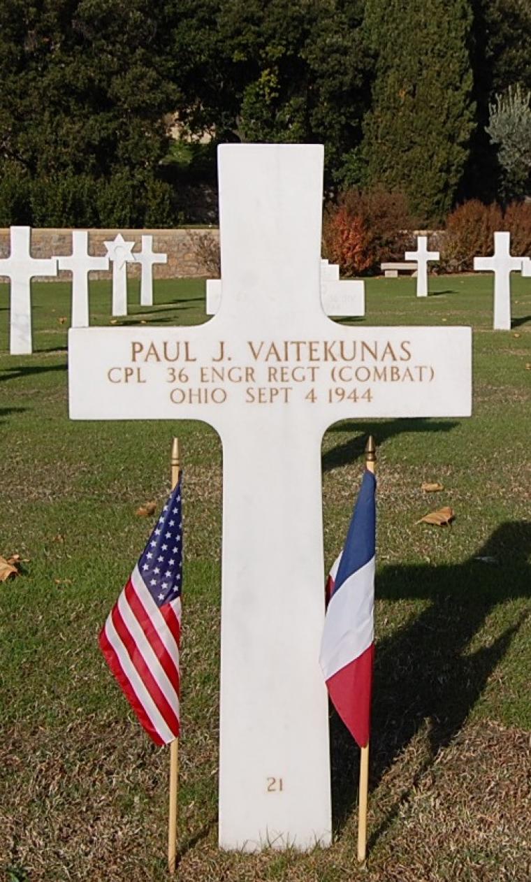 Vaitekunas, Paul J.